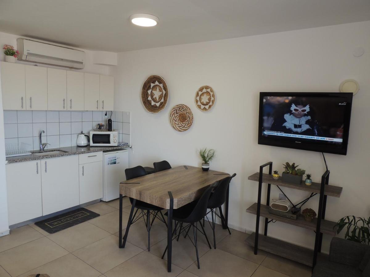 Lev Eilat Suites Exterior photo